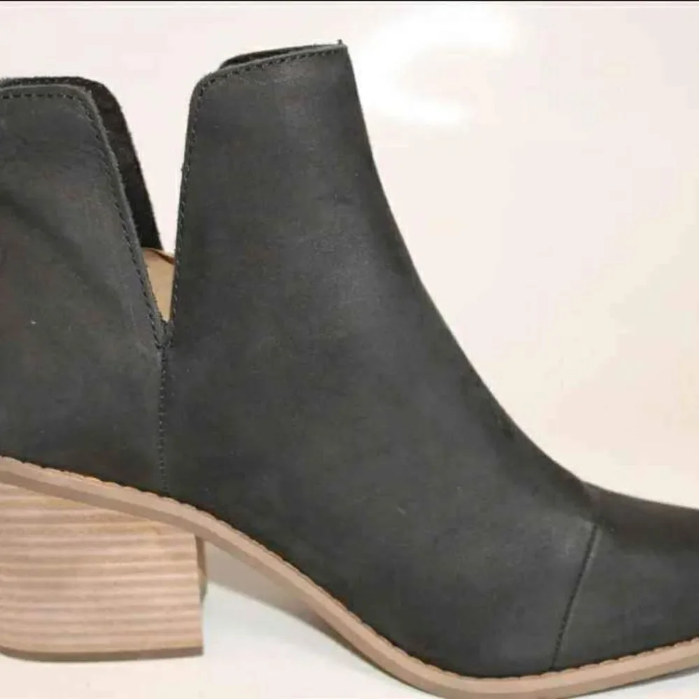 Toms awesome booties